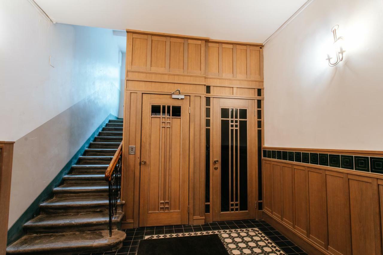 Central Comfort At Hanzas Residence, Stay Near Cafes, Bars, Museums & Esplanade Riga Exterior photo